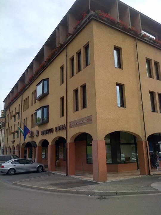 Vista Esterna Albergo Roma, BW Signature Collection