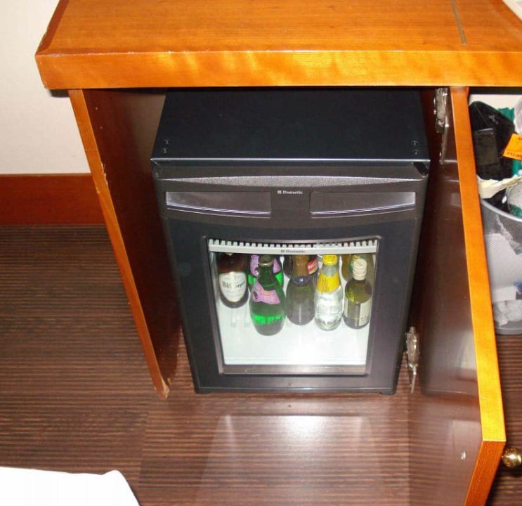 Minibar Alexandra Barcelona Hotel, Curio Collection by Hilton