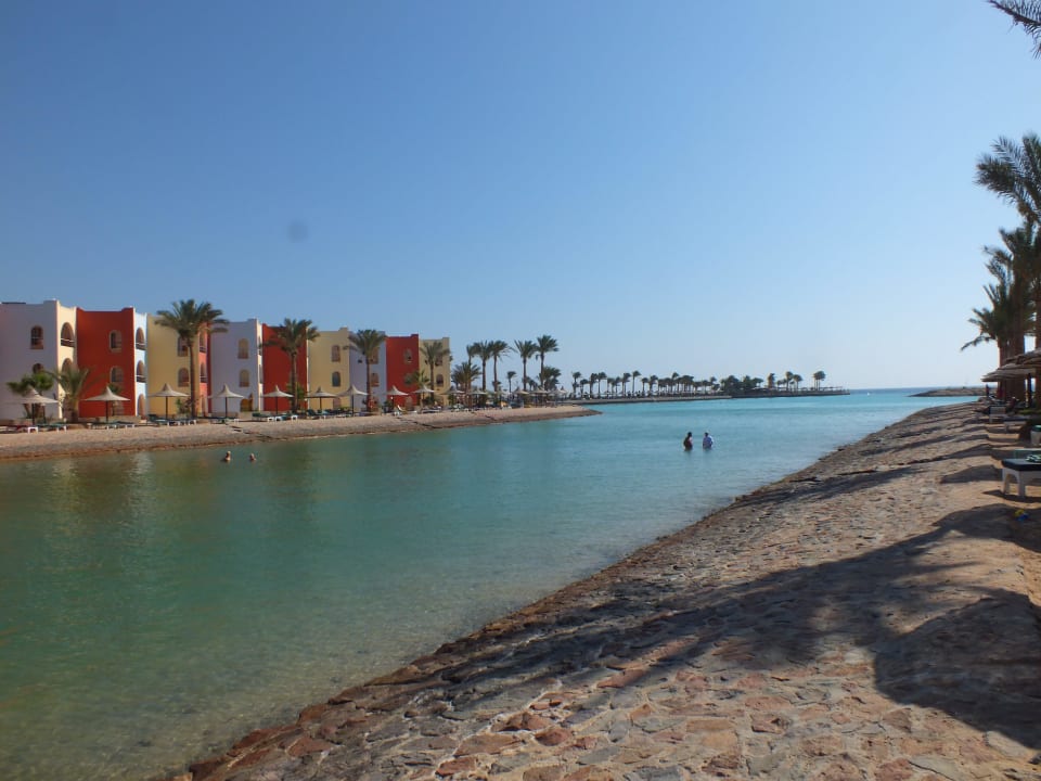 Laguna B Arabia Azur Resort