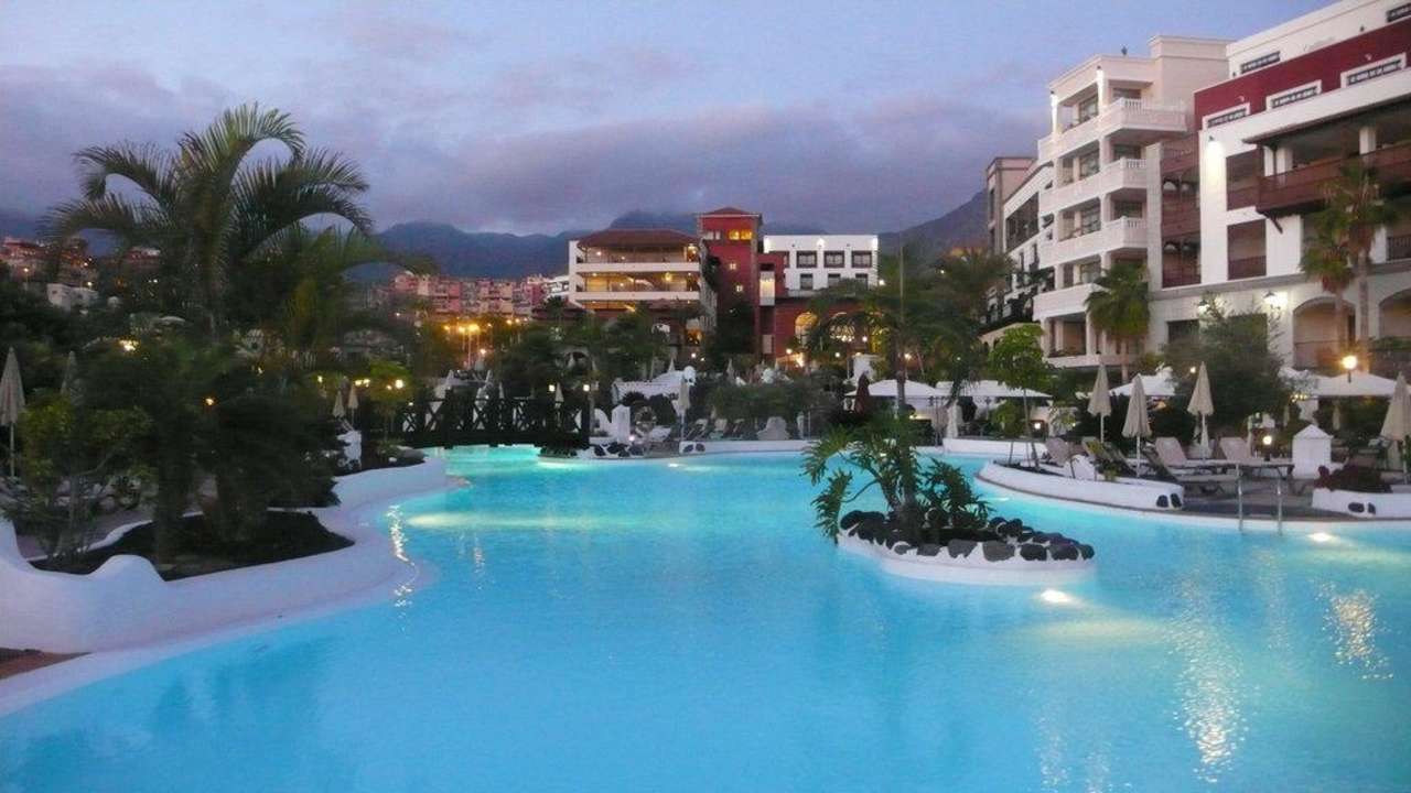 Pool mit Hotel Gran Tacande Wellness & Relax Costa Adeje