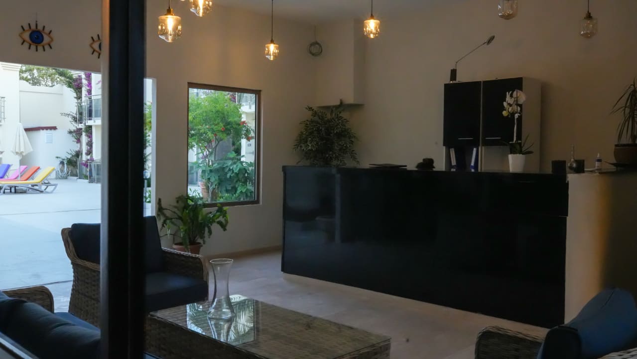 Lobby Zuzuu Beach Hotel