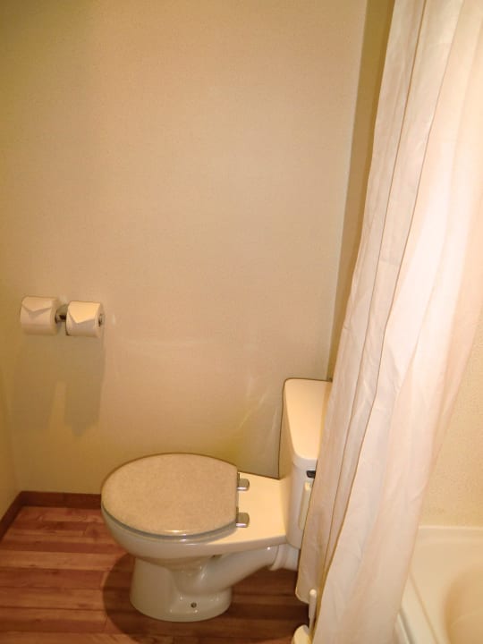 Toilette Mercure Hotel Saarbrücken Süd