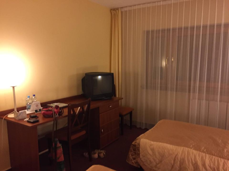 Small uncomfortable bed Sangate Hotel Airport