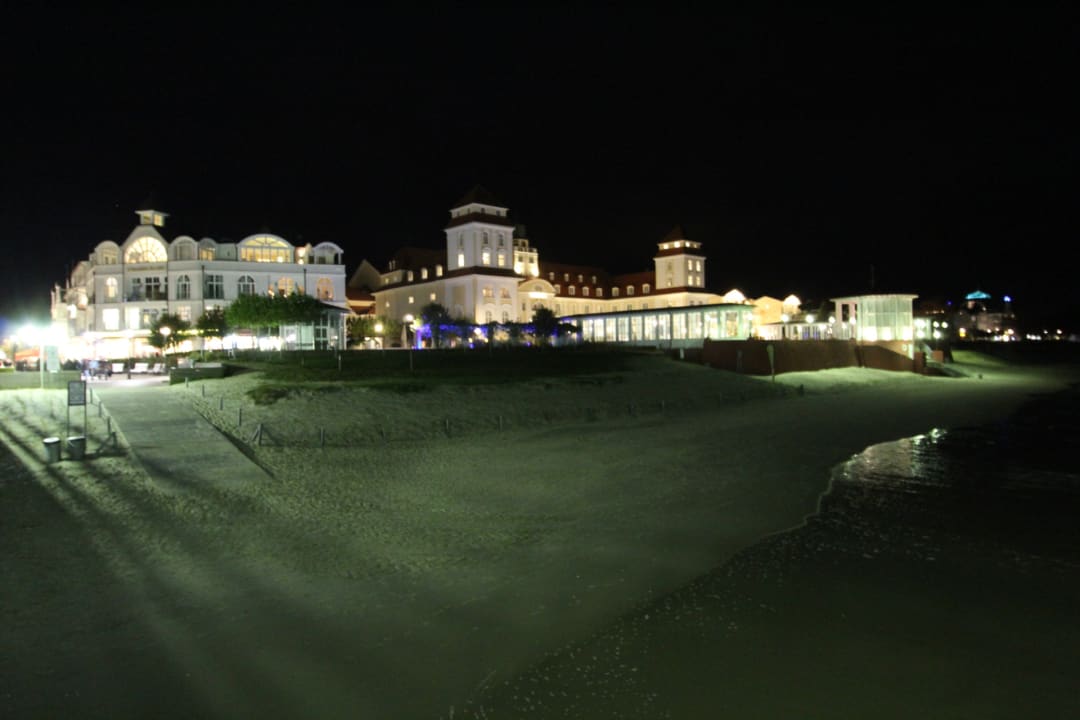 Außenansicht A-ROSA Kurhaus Binz