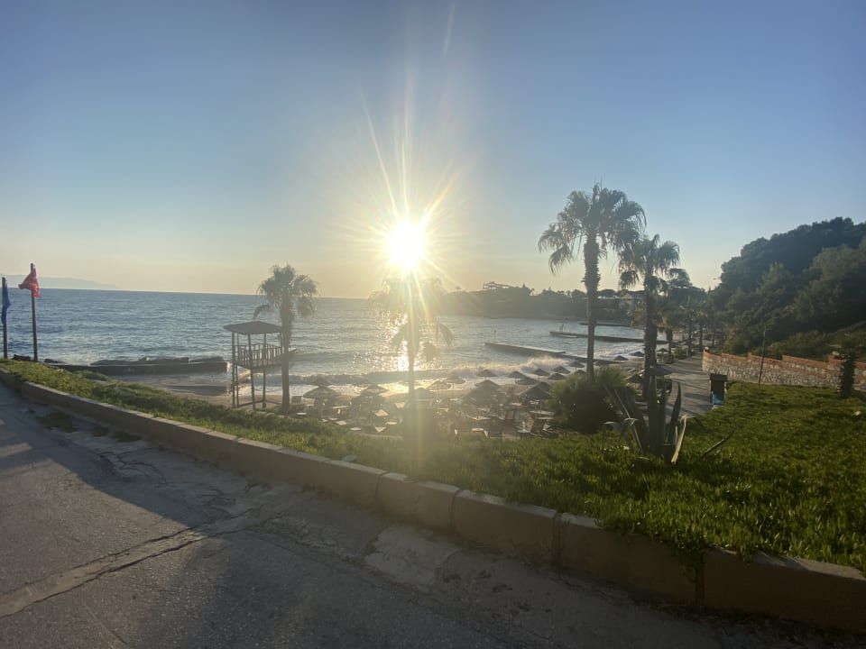 Strand Hotel Pine Bay Holiday Resort