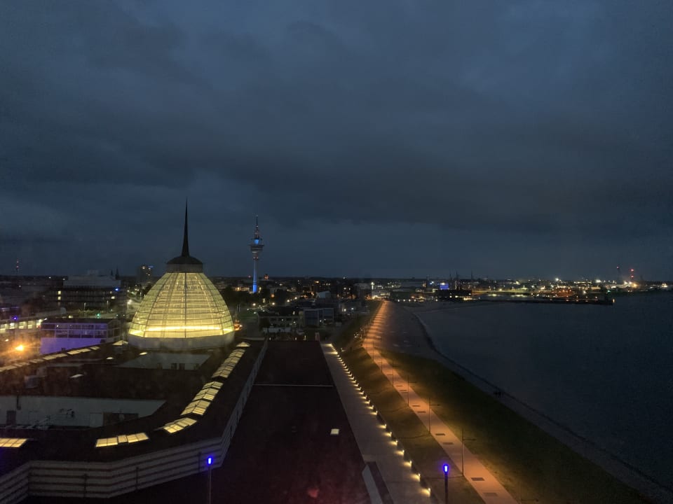 Ausblick ATLANTIC Hotel Sail City