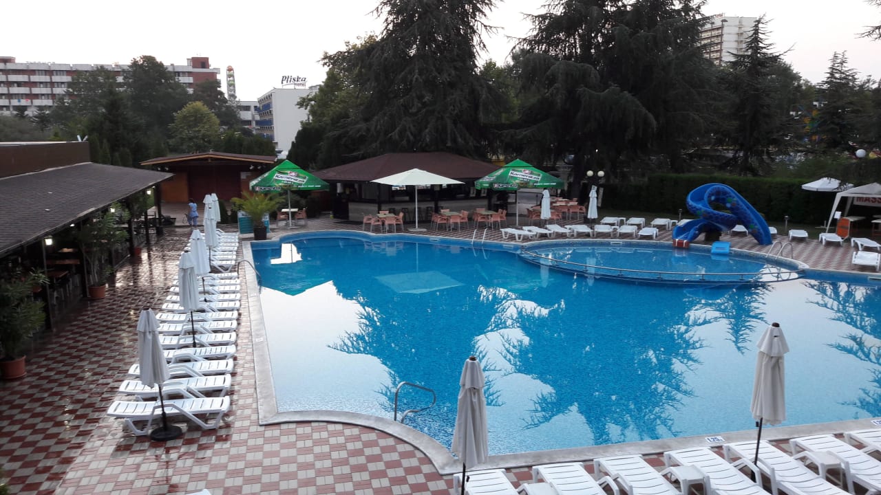 Es regnet Hotel Baikal