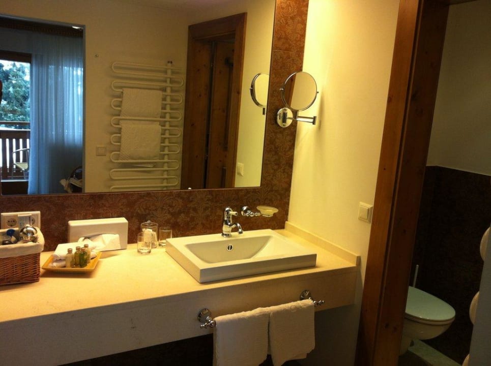 Badezimmer Junior Suite Hotel Oberforsthof