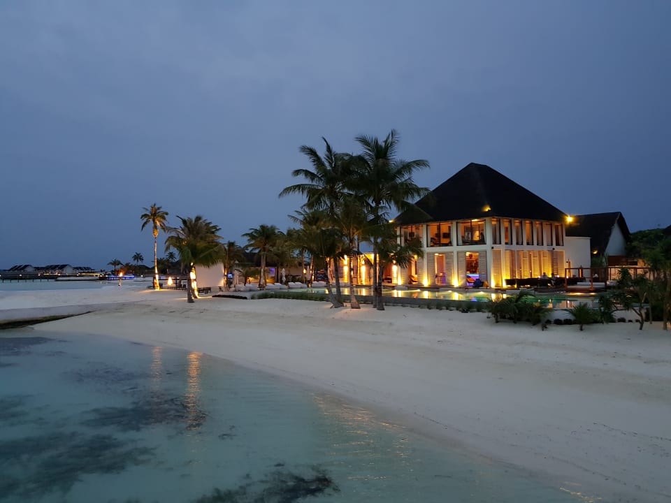 Abendstimmung OZEN LIFE MAADHOO