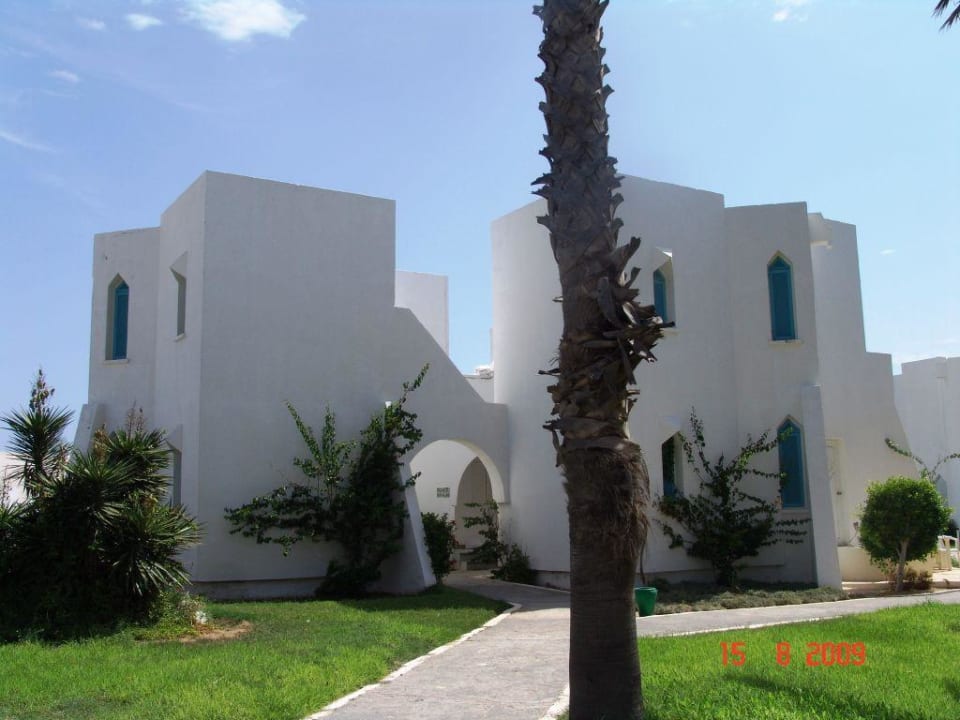 Bungalow Ruspina Beach Resort