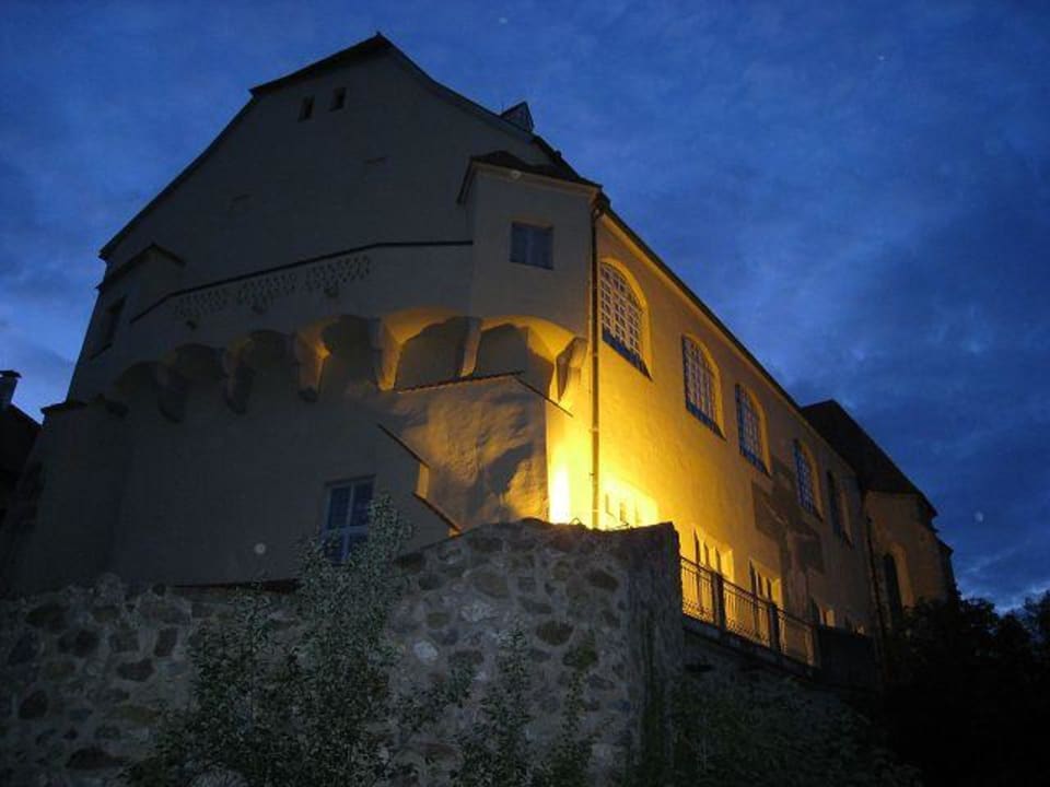 Die Hauptburg Hoftaferne Neuburg