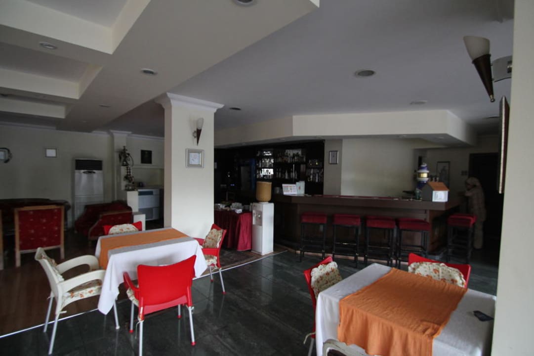 Poolbar Hotel Aslan City Kleopatra