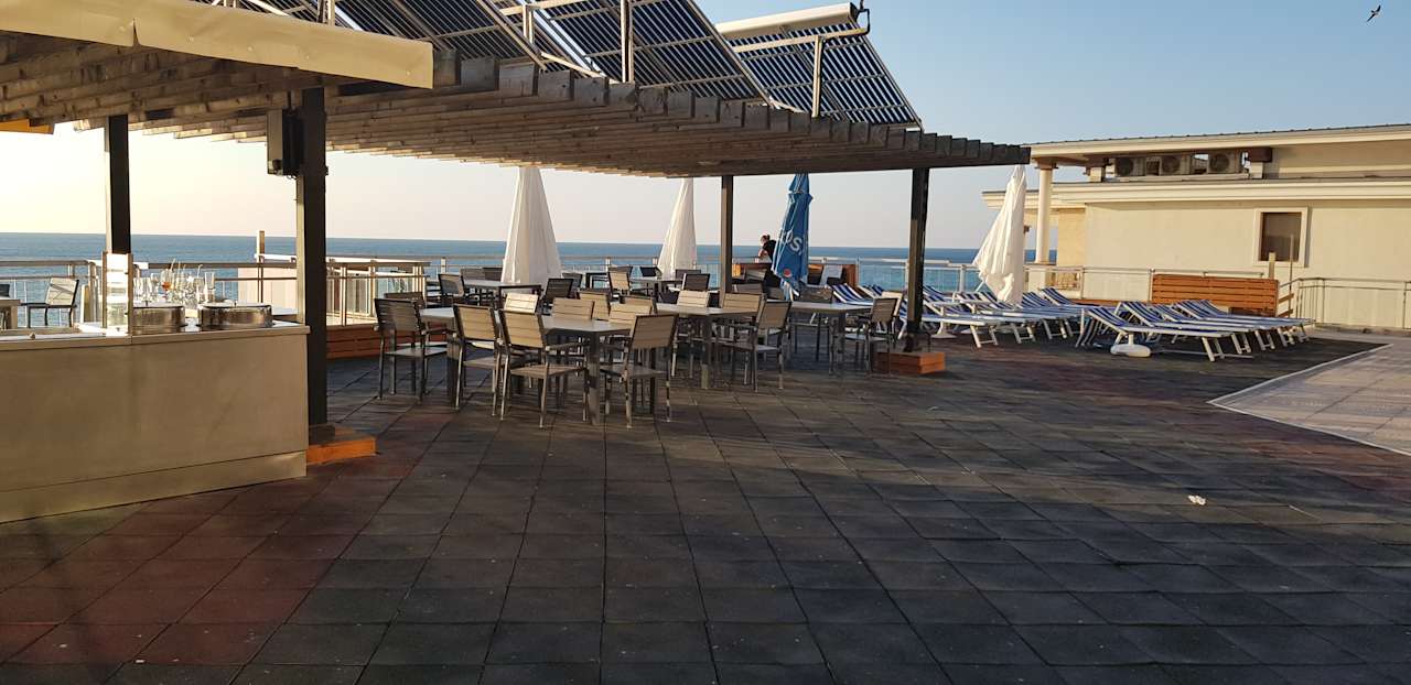 Gastro Paraizo Beach