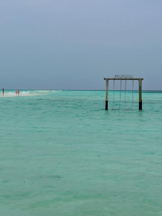 Strand Kuredu Island Resort & Spa