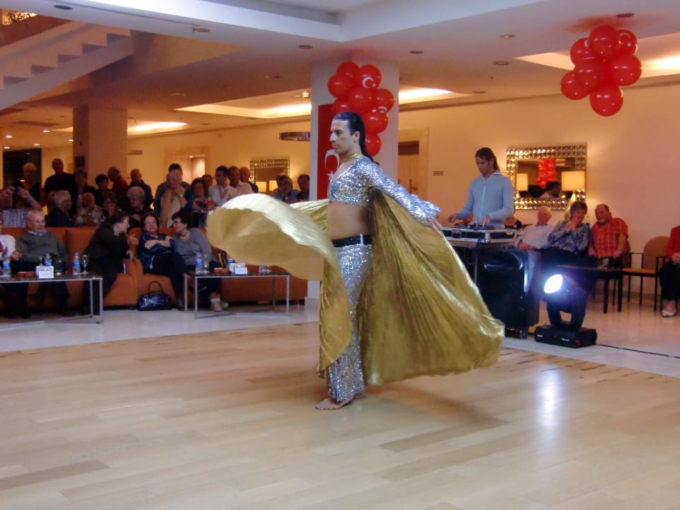 Bauchtänzer TUI BLUE Xanthe