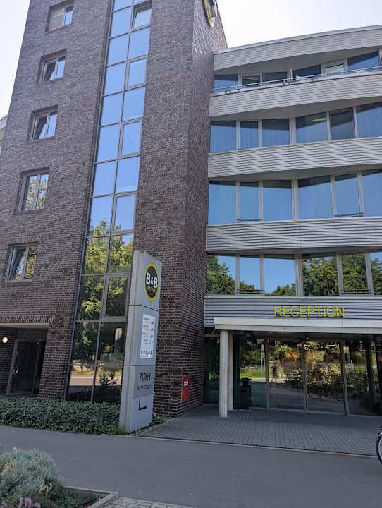 Außenansicht B&B Hotel Göttingen-City