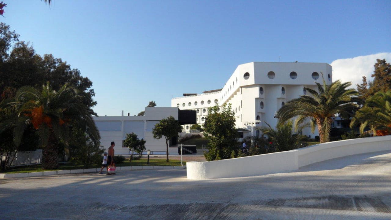 Blick zum Nebengebäude Asteria Collection Side