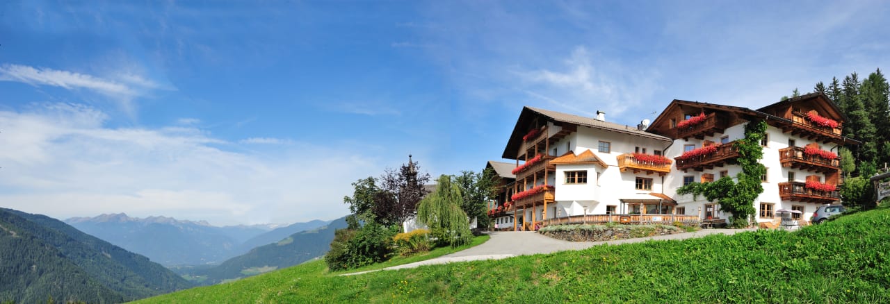 Außenansicht Hotel Kompatscherhof