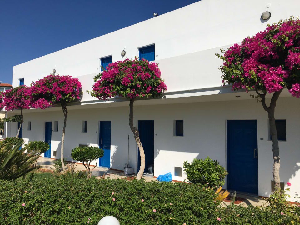 Außenansicht Hotel Hara Ilios Village