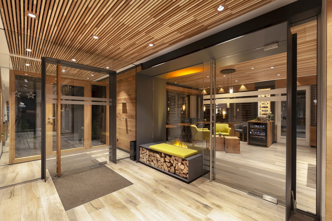 Lobby Hotel Eden No. 7