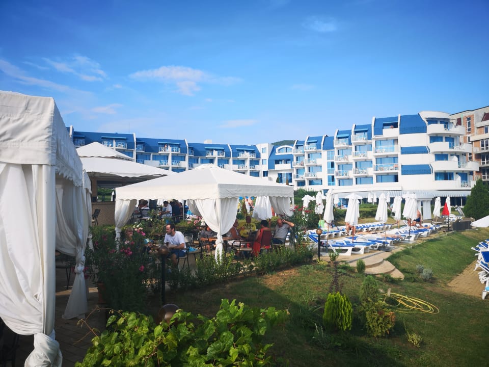 Gartenanlage Hotel Sineva Beach