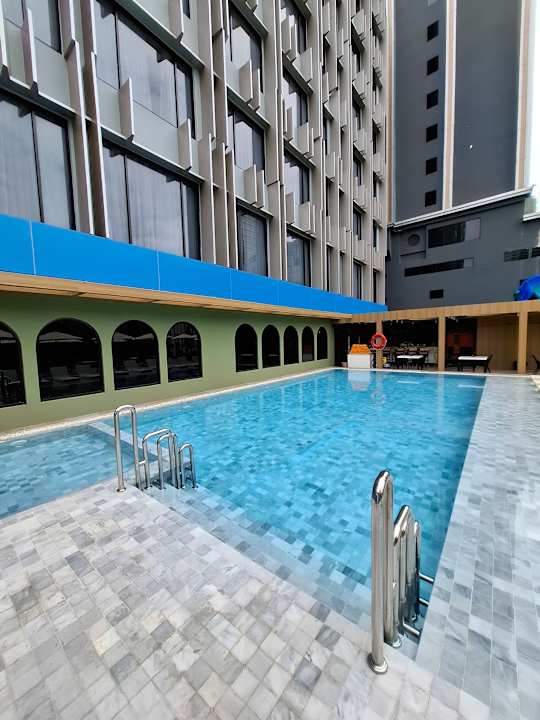 Pool Pipa Hotel Bangkok Sukhumvit 11
