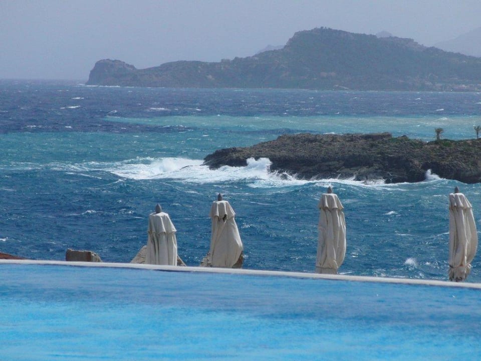 Wir hatten Seewind  Hotel Kalithea Horizon Royal