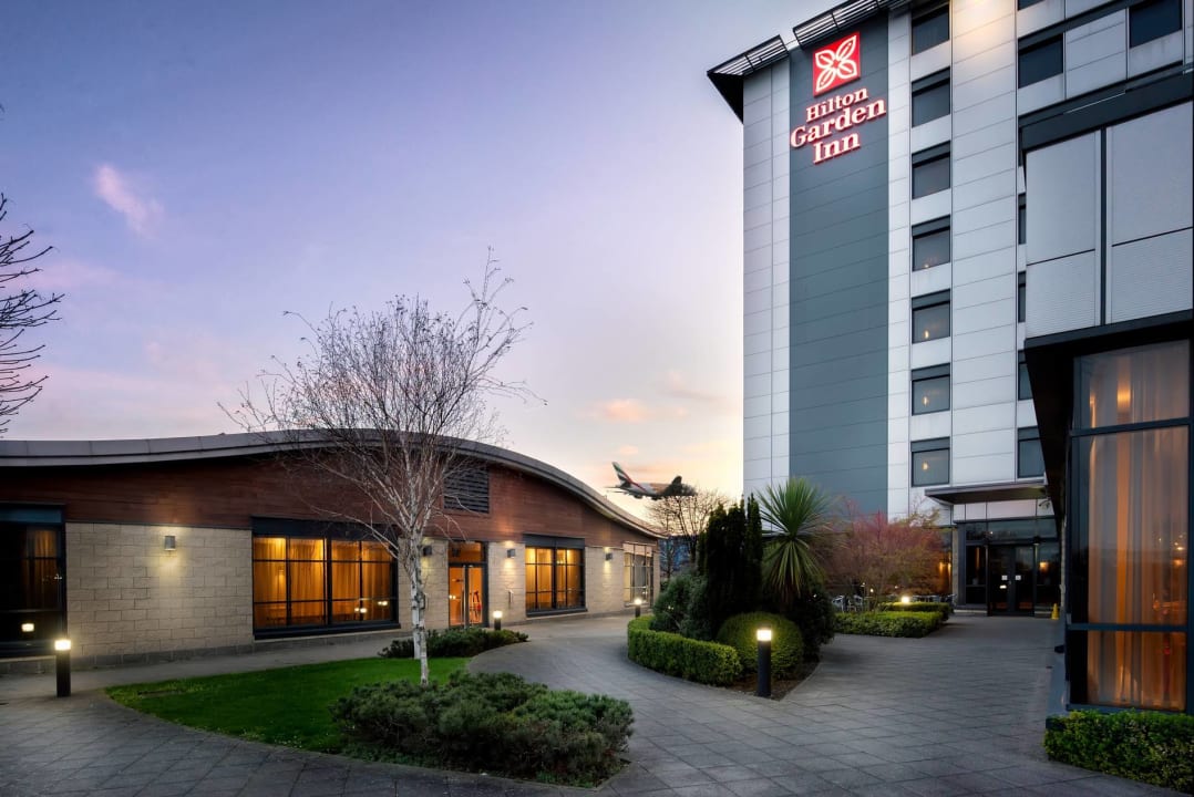 Außenansicht Hilton Garden Inn London Heathrow Airport