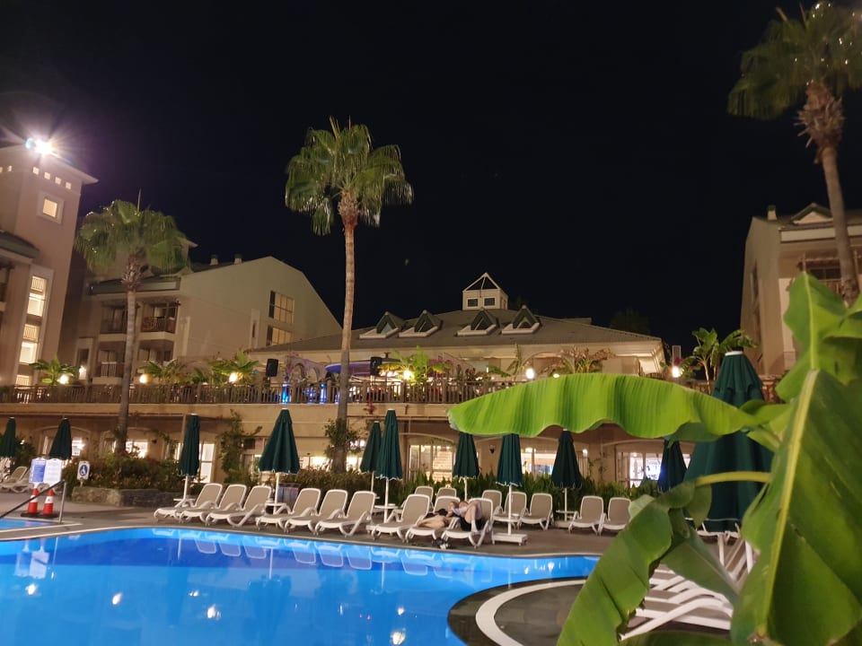 Pool Can Garden Resort