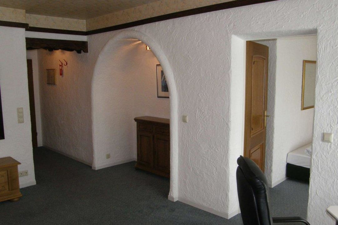 Wohnraum eines Einzelzimmers CONTEL Hotel Koblenz