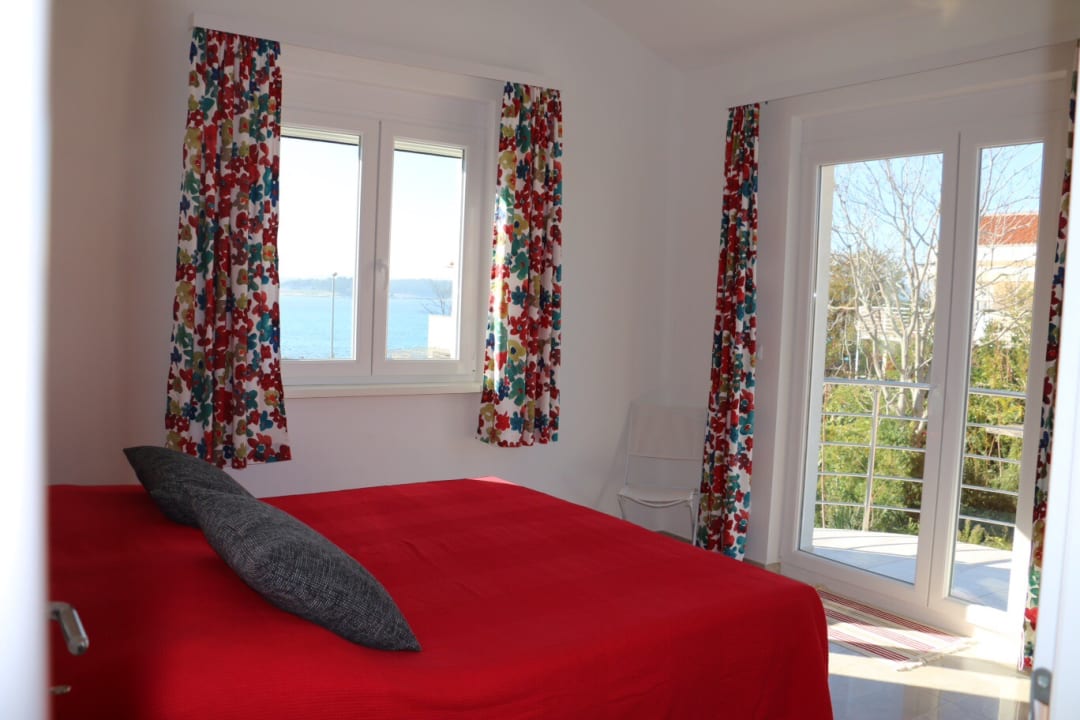 Boxspring-Bett am Badestrand Strandvilla Aurora