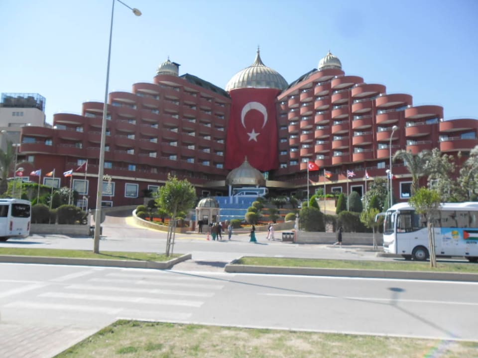 Beflaggung InternationalerKindertag Hotel Delphin Palace