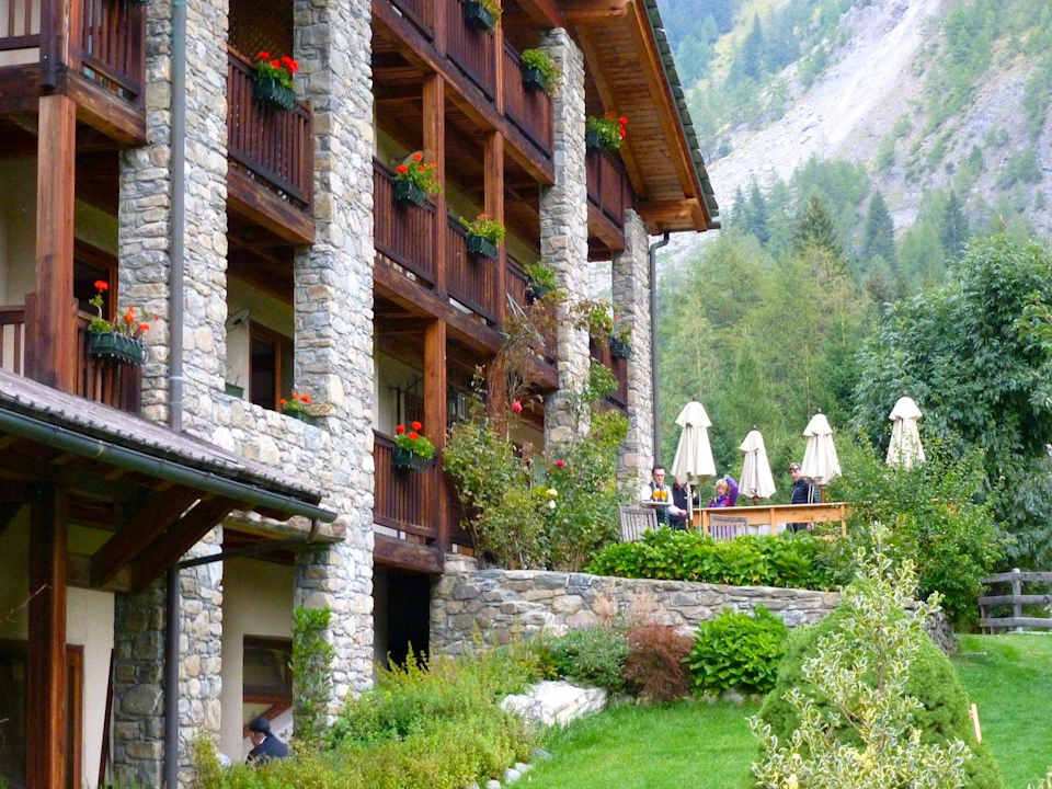 Seitenansicht / Süd Hotel Auberge de la Maison