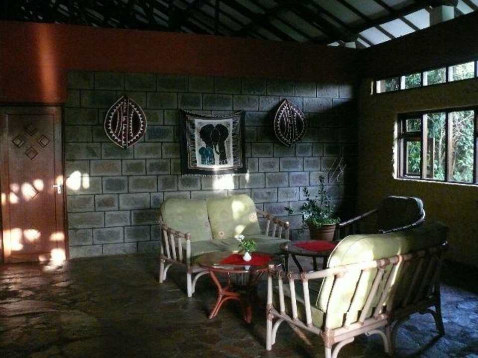 Sitzecke bei der Rezeption Mara Leisure Camp