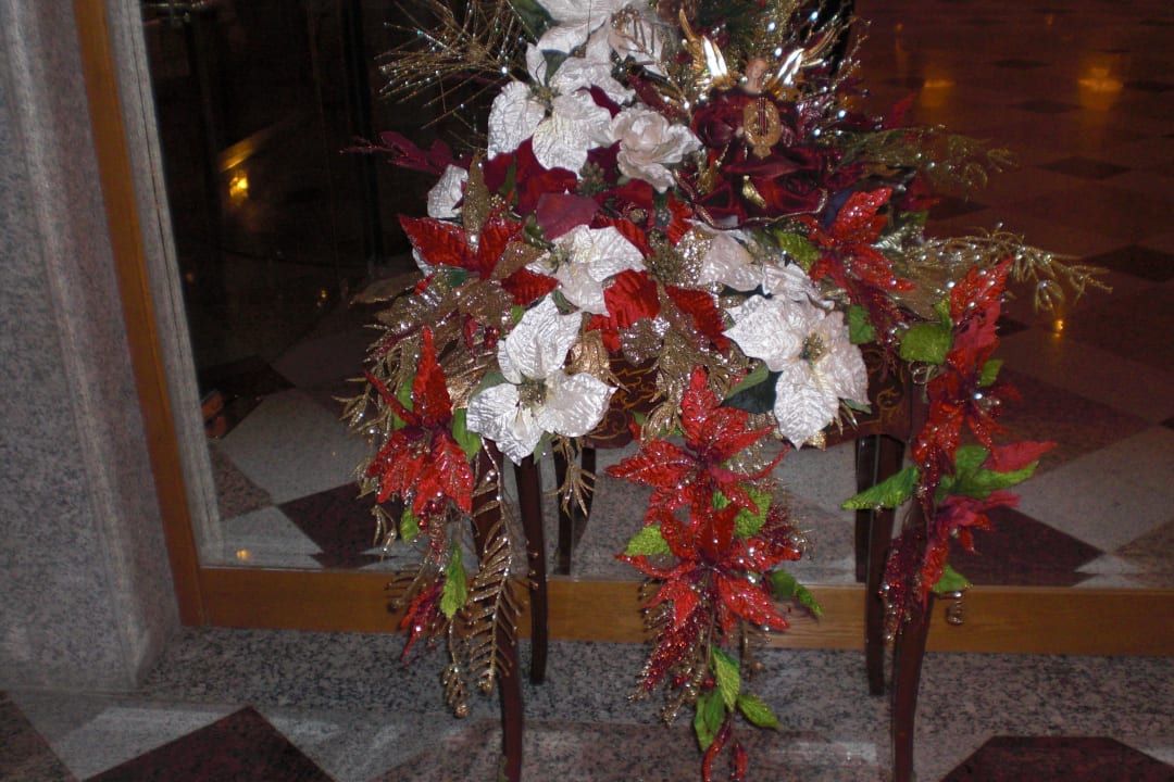 Schönes Weihnachtsgesteck Hotel Riu Palace Maspalomas Adults Only