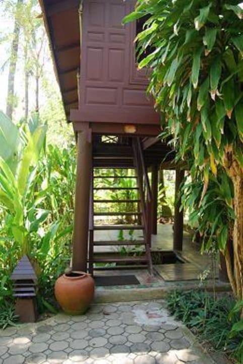 Aufgang zur Thai-Villa Le Paradis Boutique Resort & Spa