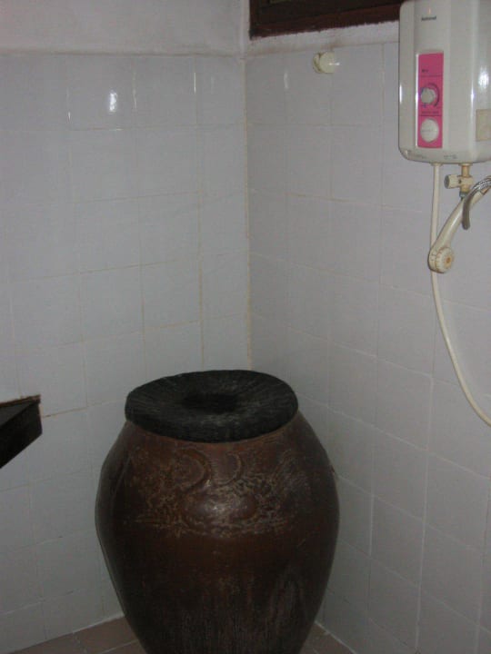 Khmer Dusche Hotel La Noria