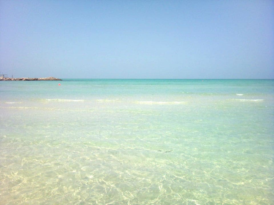 Traumstrand schlecht hin Hotel Danat Jebel Dhanna Resort