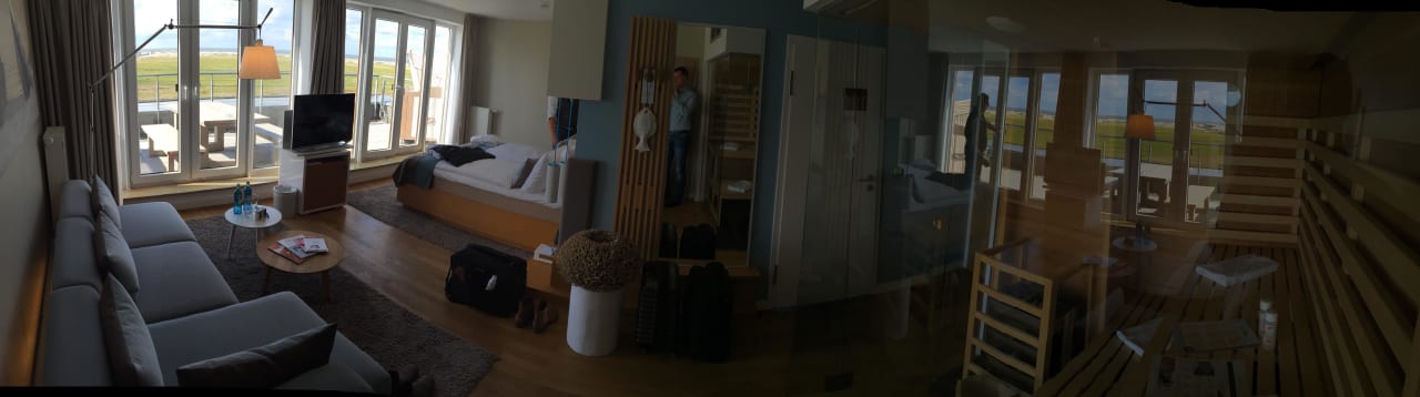 Meerblicksuite mit Sauna und Ausblick Strandgut Resort