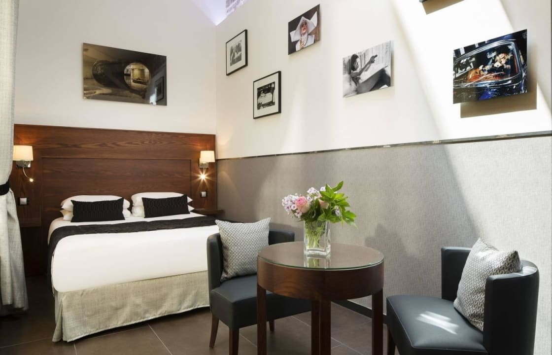 Guest Room Hotel des Arts Montmatre