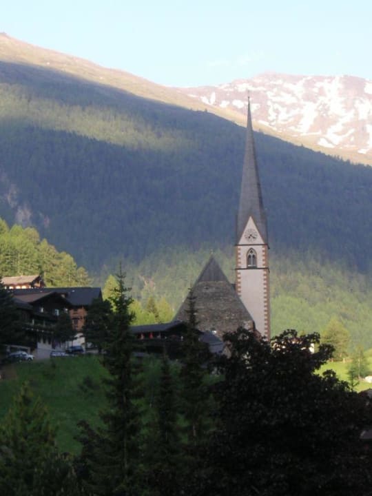 Kirche Heiligenblut Sporthotel Heiligenblut