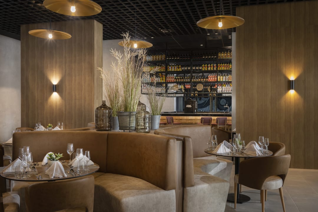 Gastro Serenade All Suites - Adults Only Resort