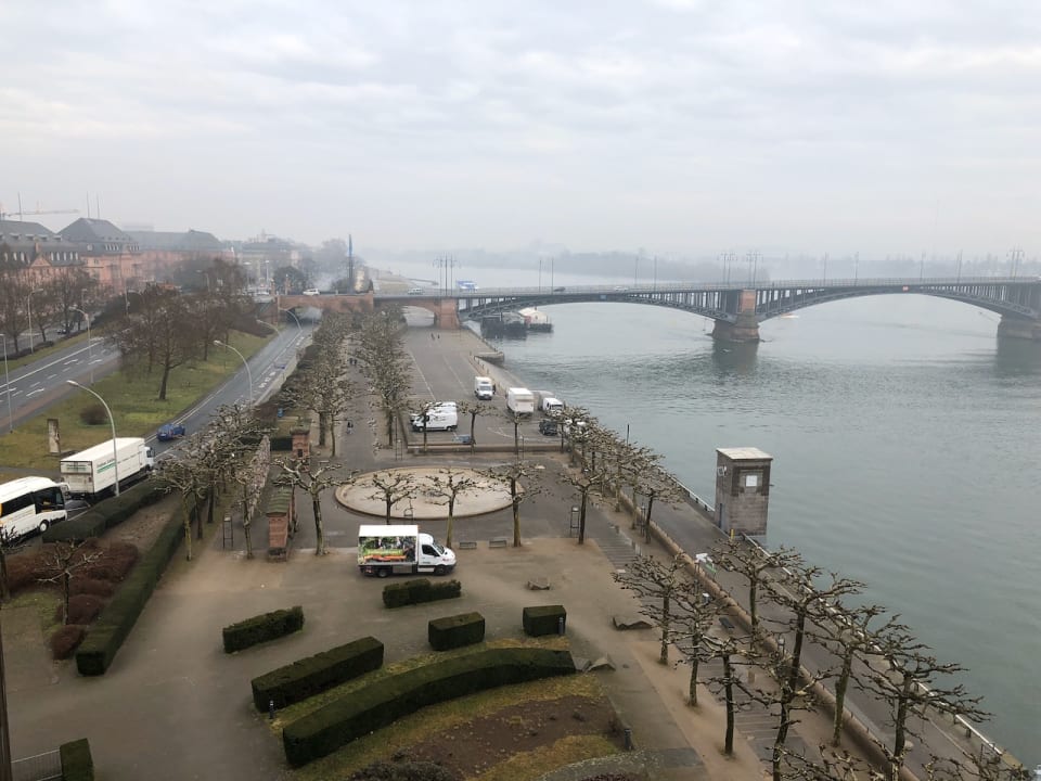 Ausblick Hilton Mainz