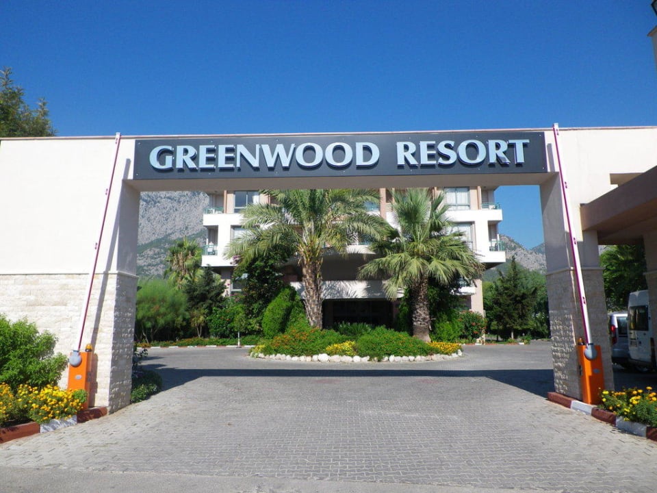 Eingang Greenwood Kemer Resort