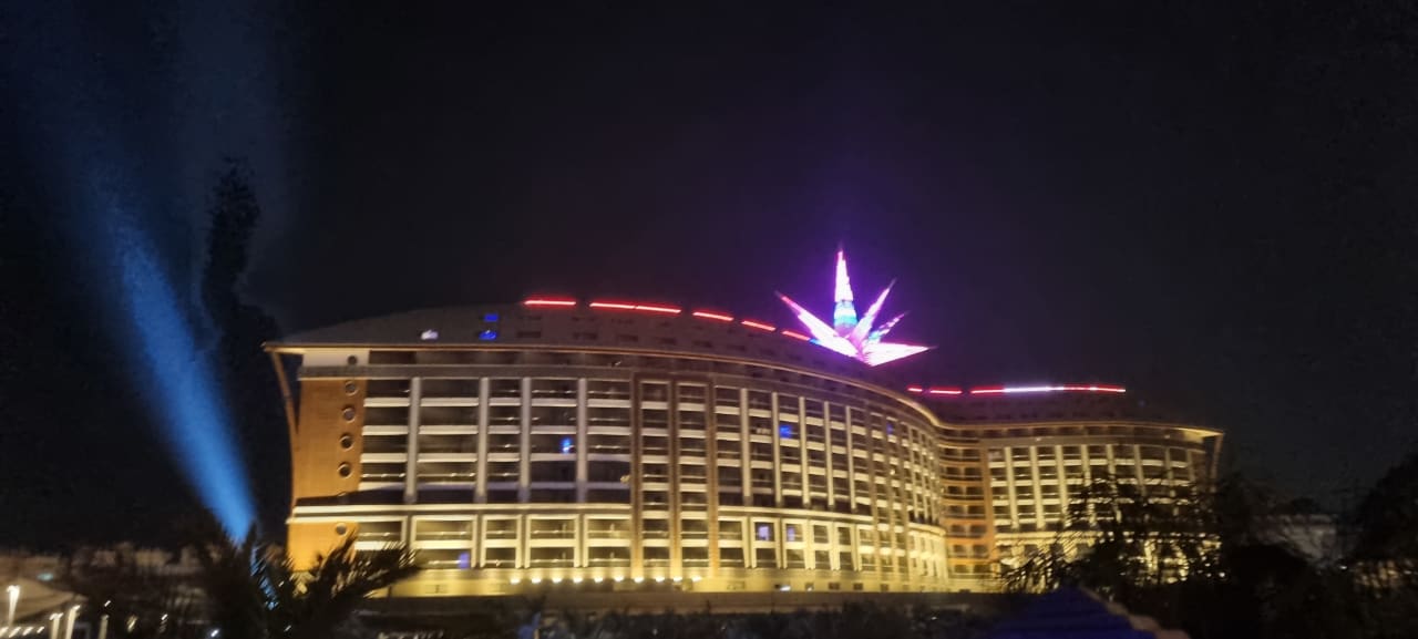 Außenansicht Royal Seginus