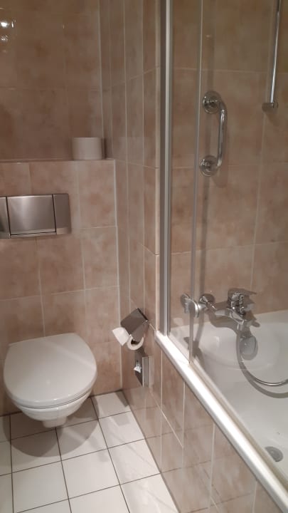 Zimmer Mövenpick Hotel Nürnberg Airport