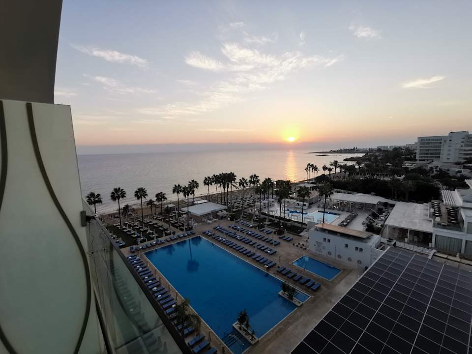 Zimmer Constantinos The Great Beach Hotel