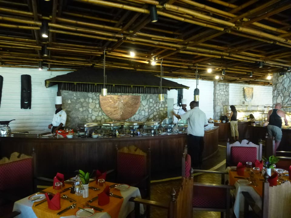 Gemütliches Restaurant Taita Hills Safari Resort & Spa