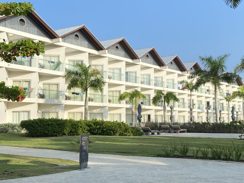 Gartenanlage Secrets La Romana Resort & Spa - Adult Only