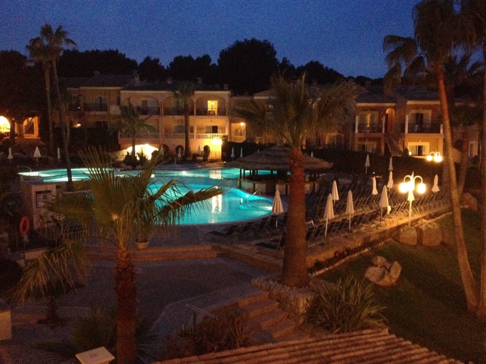 Pool abends allsun Hotel Lago Playa Park